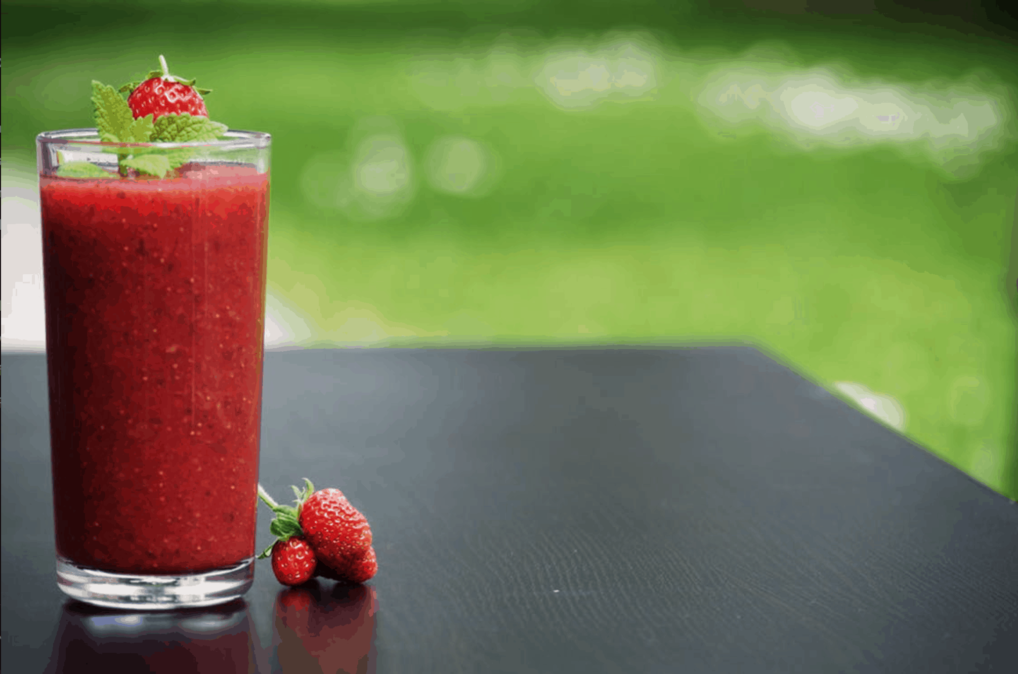 the-best-smoothie-ingredients-and-when-you-should-or-shouldn-t-use-them-mason-woodruff