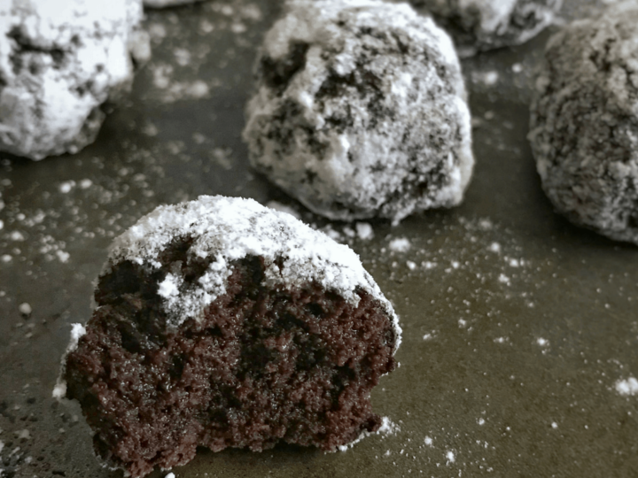 You'll never eat regular donut holes again after you try these chocolate cake protein donut holes with 5.5 grams of protein and only 58 calories per donut hole. They're the perfect fix for a sweet tooth or chocolate craving.
