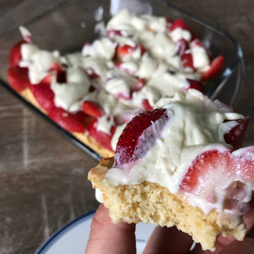 white chocolate strawberry cheesecake protein cake bars
