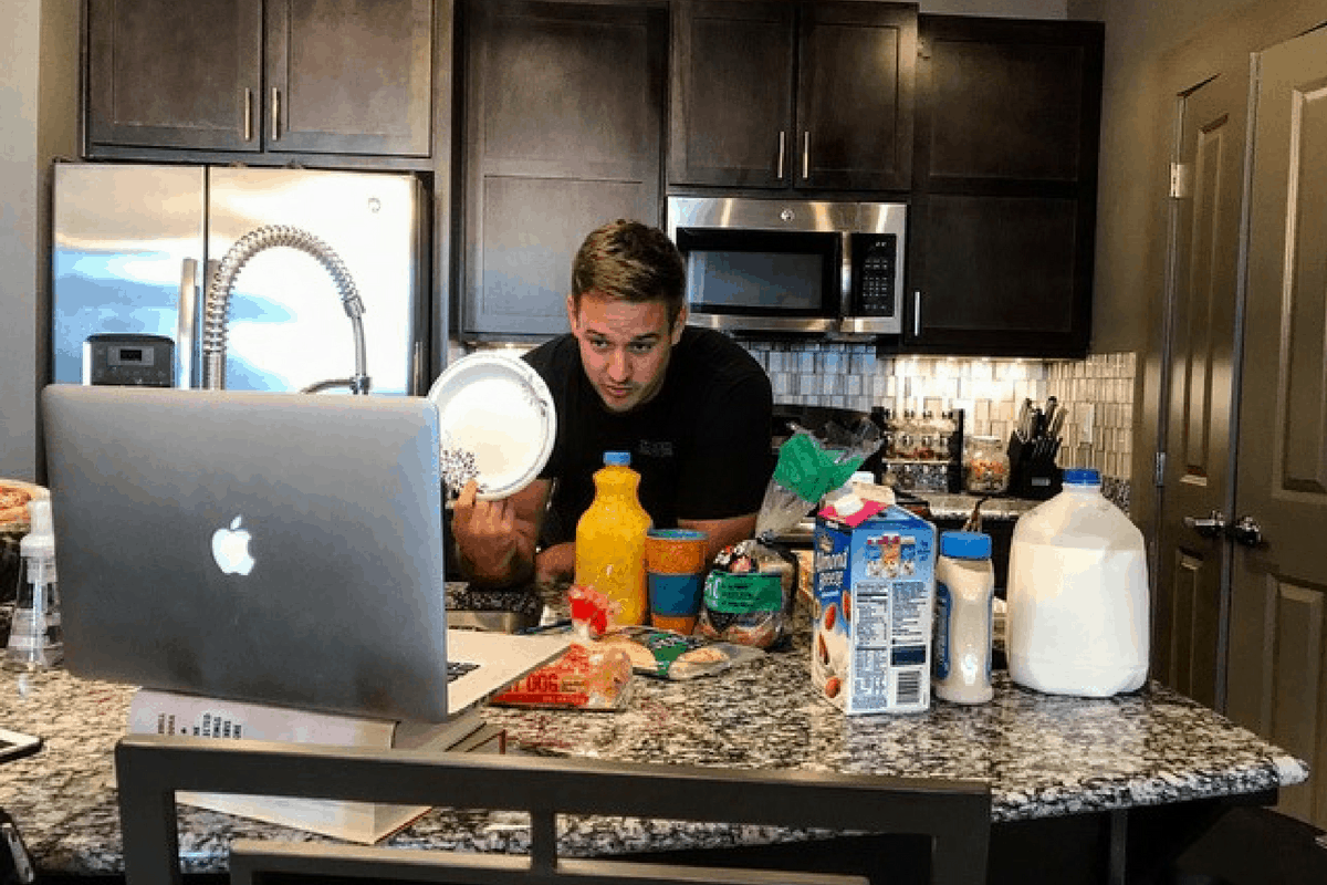 How to Become a Nutrition Coach in Five Steps without a Certification or  Degree