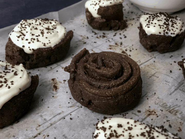 healthy chocolate cinnamon rolls recipe featured image