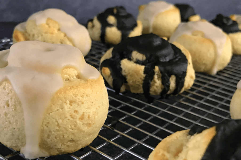 mini cake rolls with sugar free glaze