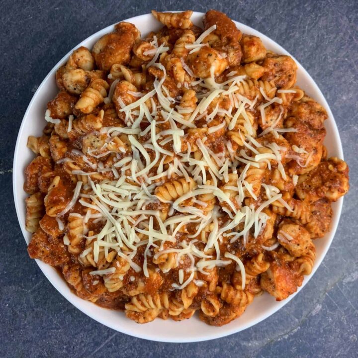 garlic parmesan healthy chicken pasta recipe