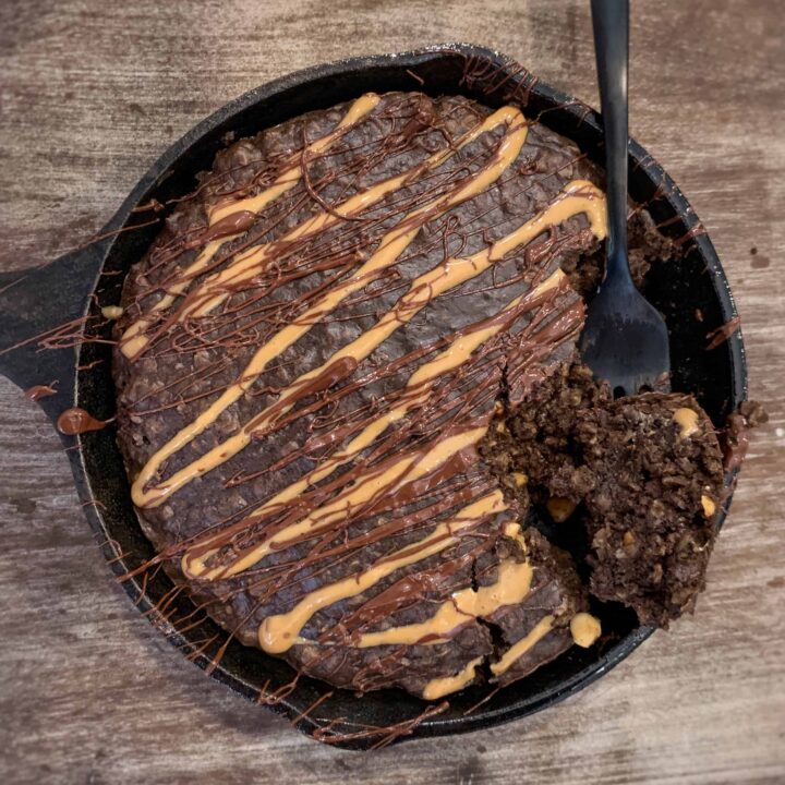 Chocolate Peanut Butter Protein Oatmeal Bake