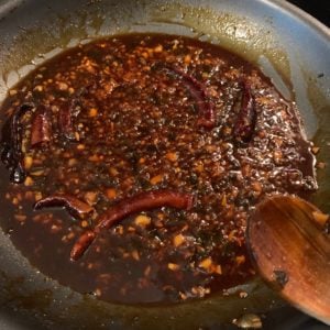 finished general tso sauce before adding the baked chicken