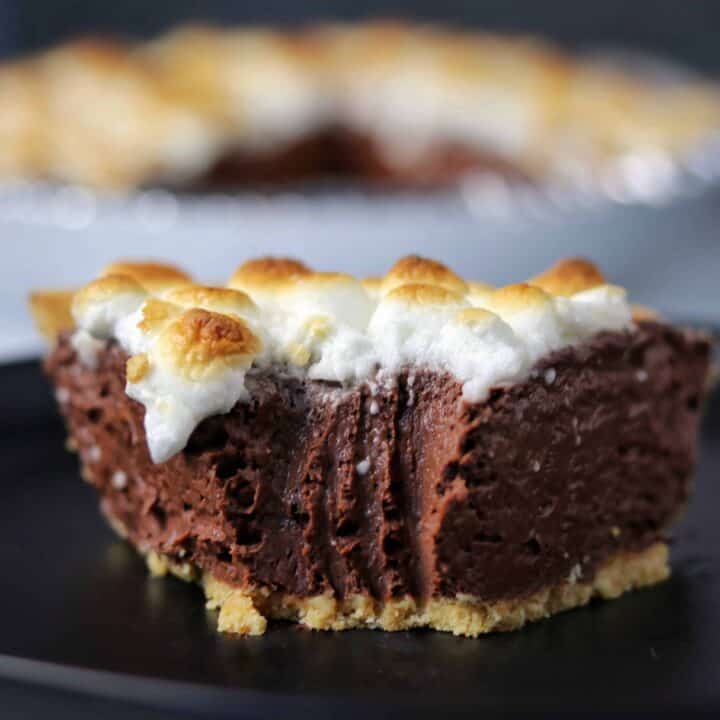 easy s'mores protein pie