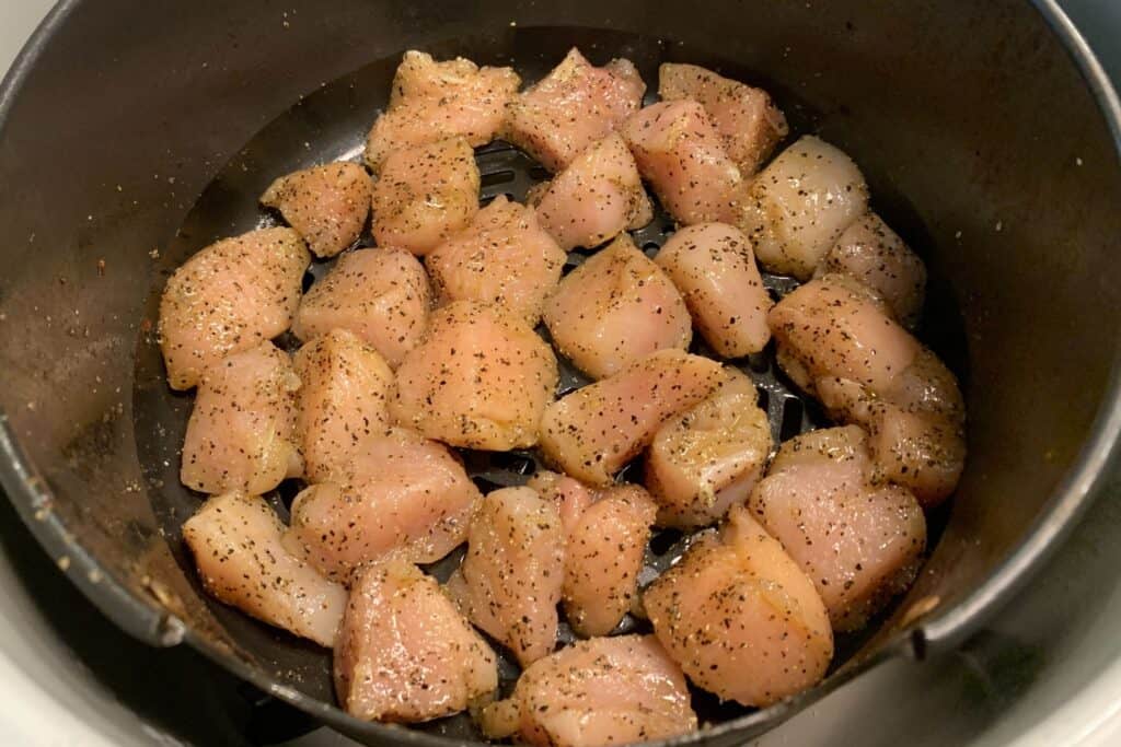 diced chicken breast with olive oil and Greek seasoning