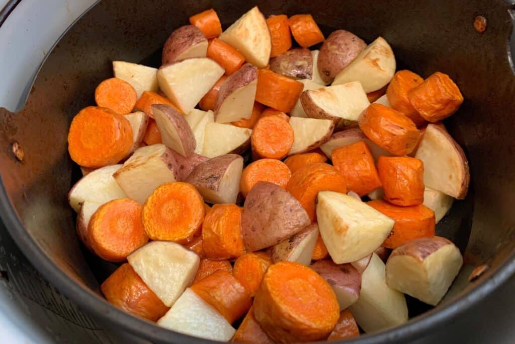 air fried carrots and potatoes after 15 minutes