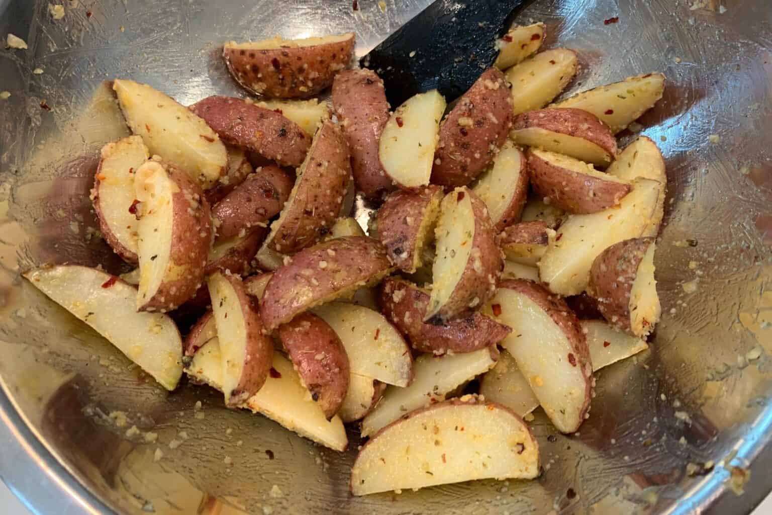 30Minute Garlic Parmesan Air Fryer Red Potatoes