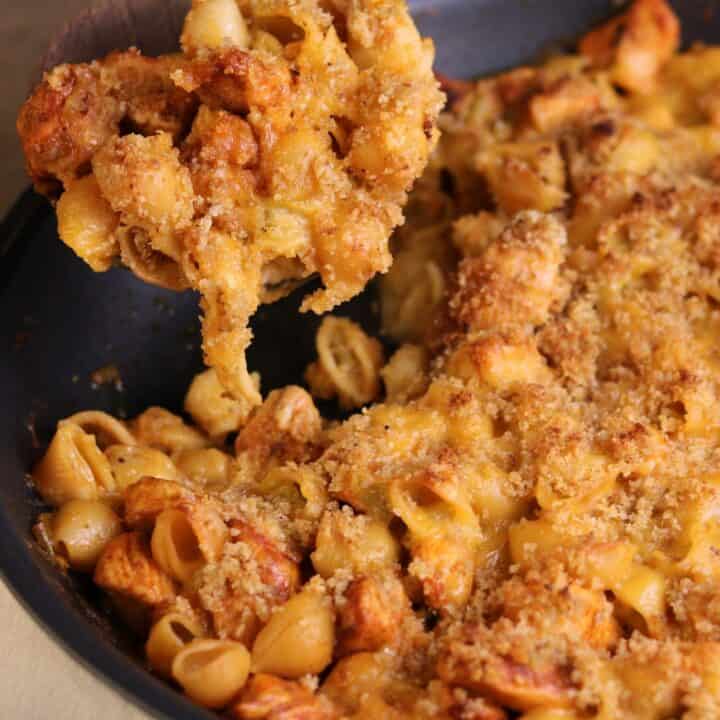 Green Chile Mac and Cheese with Chicken