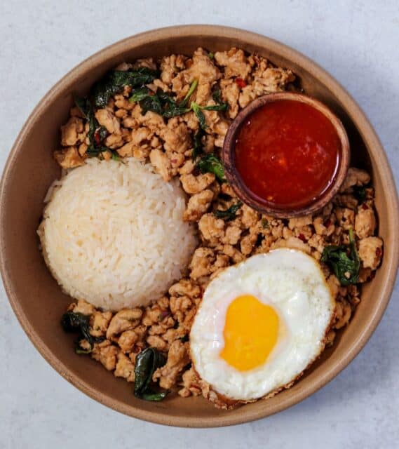 20-Minute Thai Basil Ground Chicken - Kinda Healthy Recipes