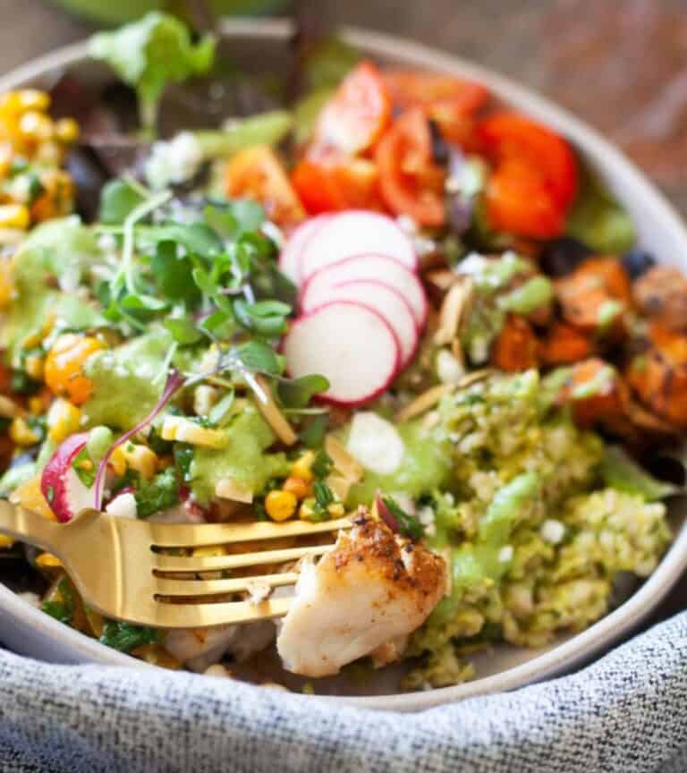 25 Protein Bowls from My Favorite Macro Friendly Food Bloggers